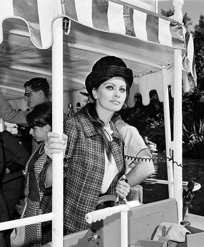 "Dreamland" - Sophia Loren on a visit to Disneyland in 1963 54